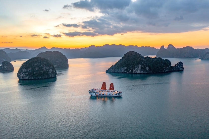 Halong bay, Vietnam